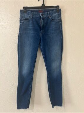 MOTHER High Waisted Ankle Looker Fray Jeans, Size 29